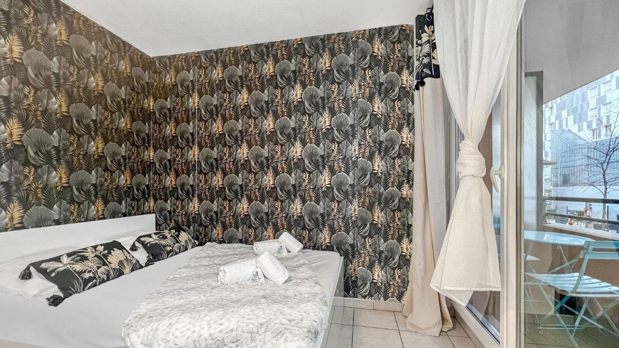 Homey Wild - Proche Gare Et Tram - Proche Centre - Balcon Prive - Parking Prive - Wifi Gratuit Аннемас Экстерьер фото